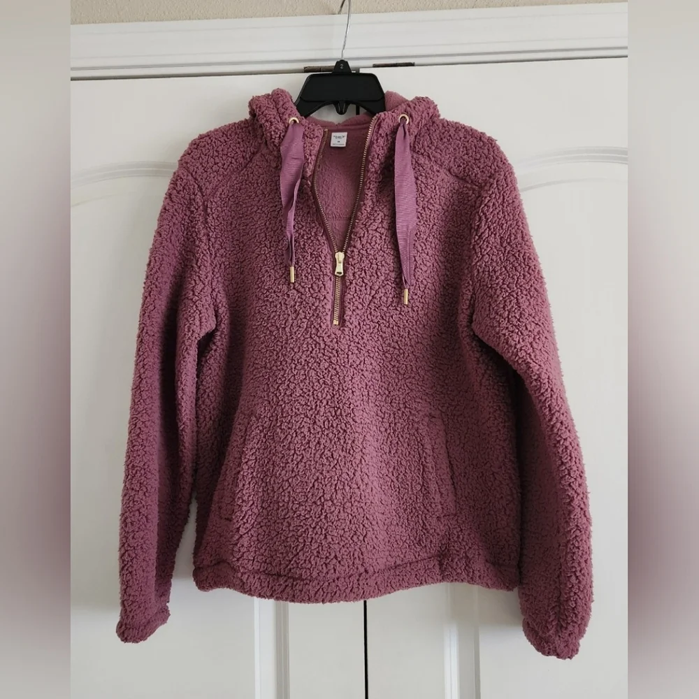 Cozy Sherpa Sweatshirt Hoodie/ Perfect Winter Hoodie - Picture 3 of 7